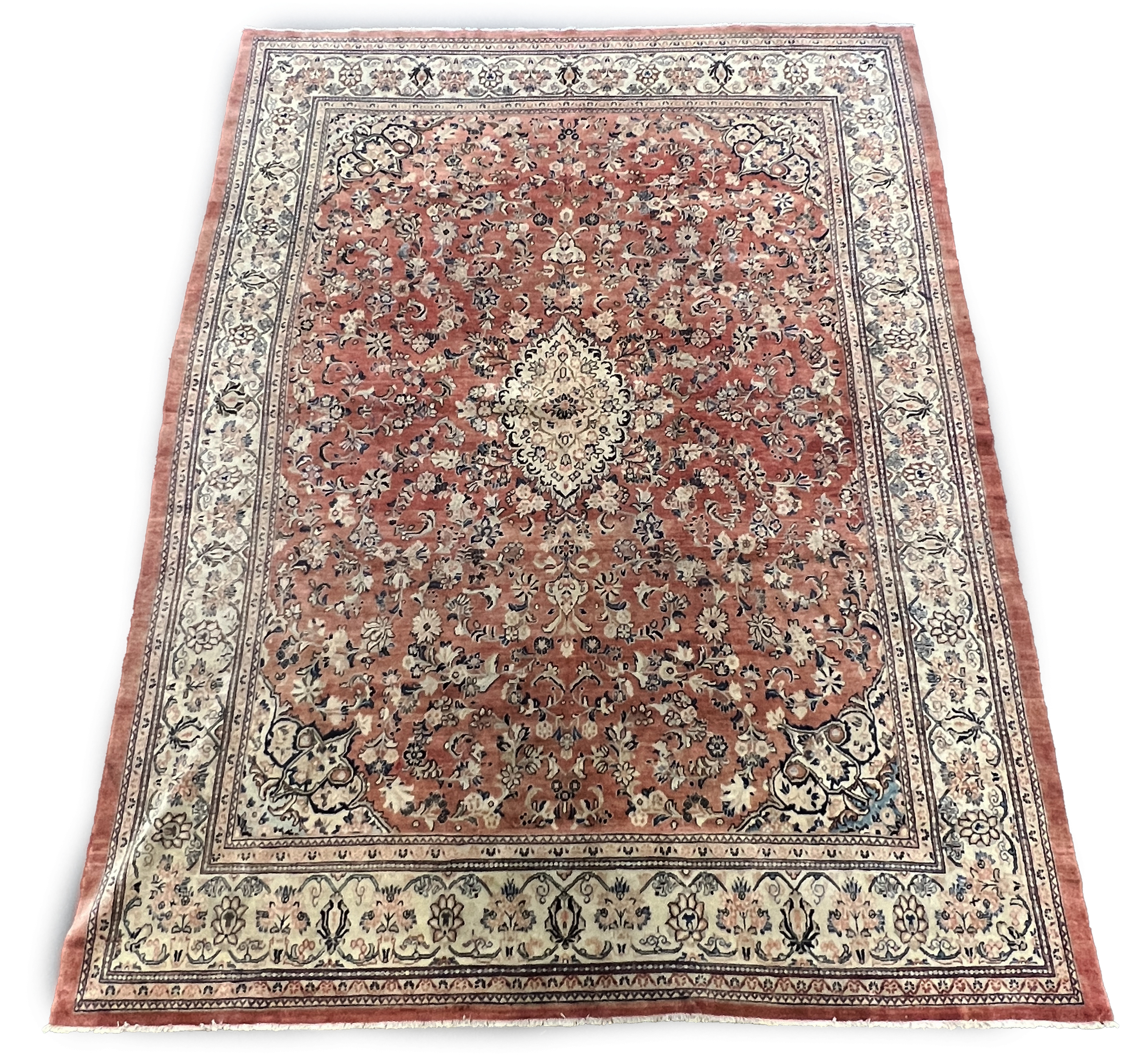 A Sarouk carpet, 430 x 320cm